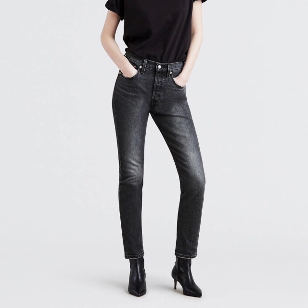 NWT Levi’s 501 Skinny Jeans